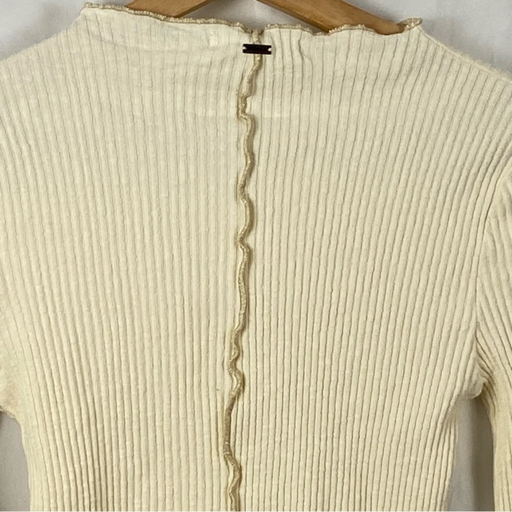 O’Neill Cream Ribbed Y2K Long Sleeve Cropped Top Size Small - Picture 16 of 16